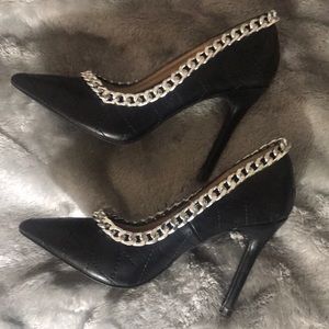 Shoe